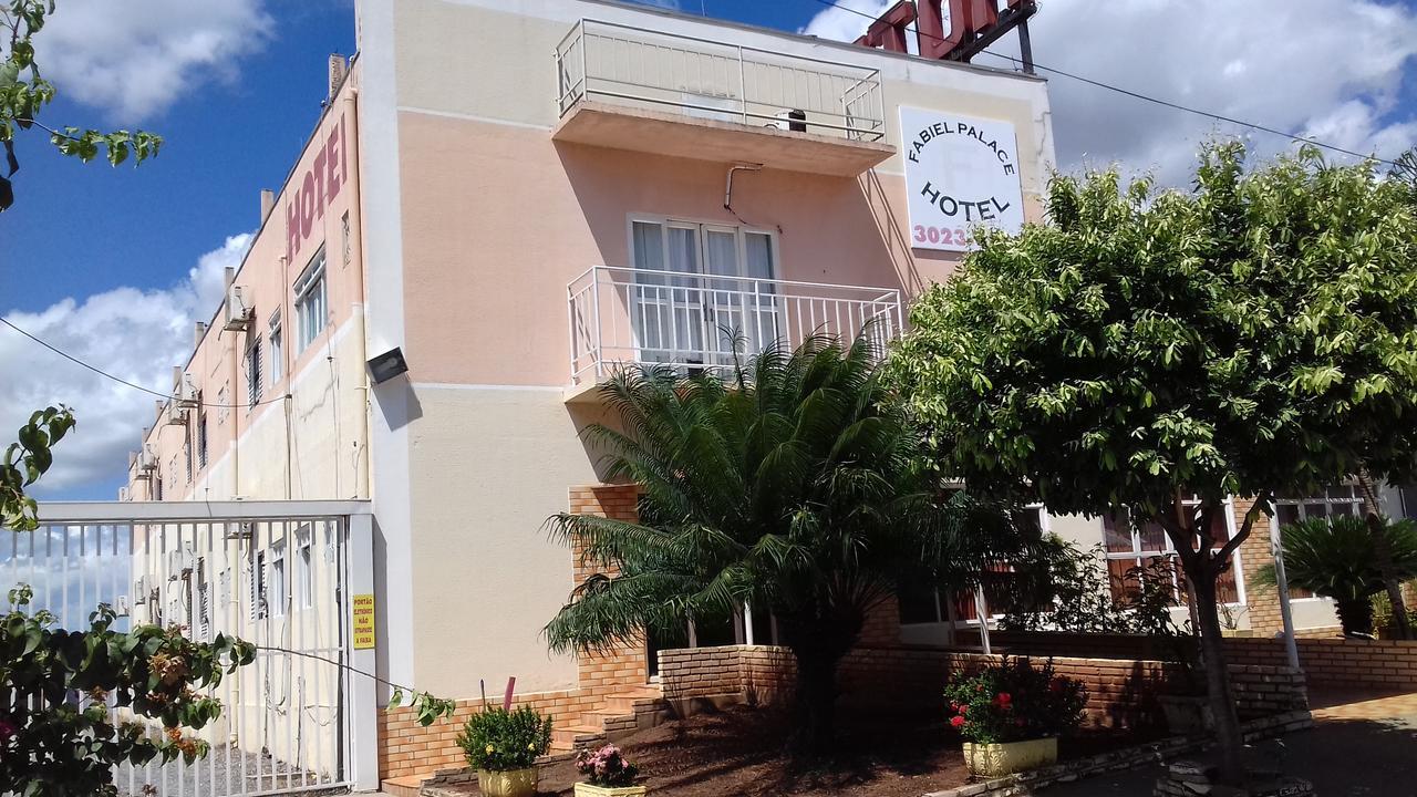 Fabiel Palace Hotel Cuiaba  Bagian luar foto